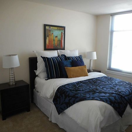 Weichert Suites At Wisconsin Place Chevy Chase Esterno foto